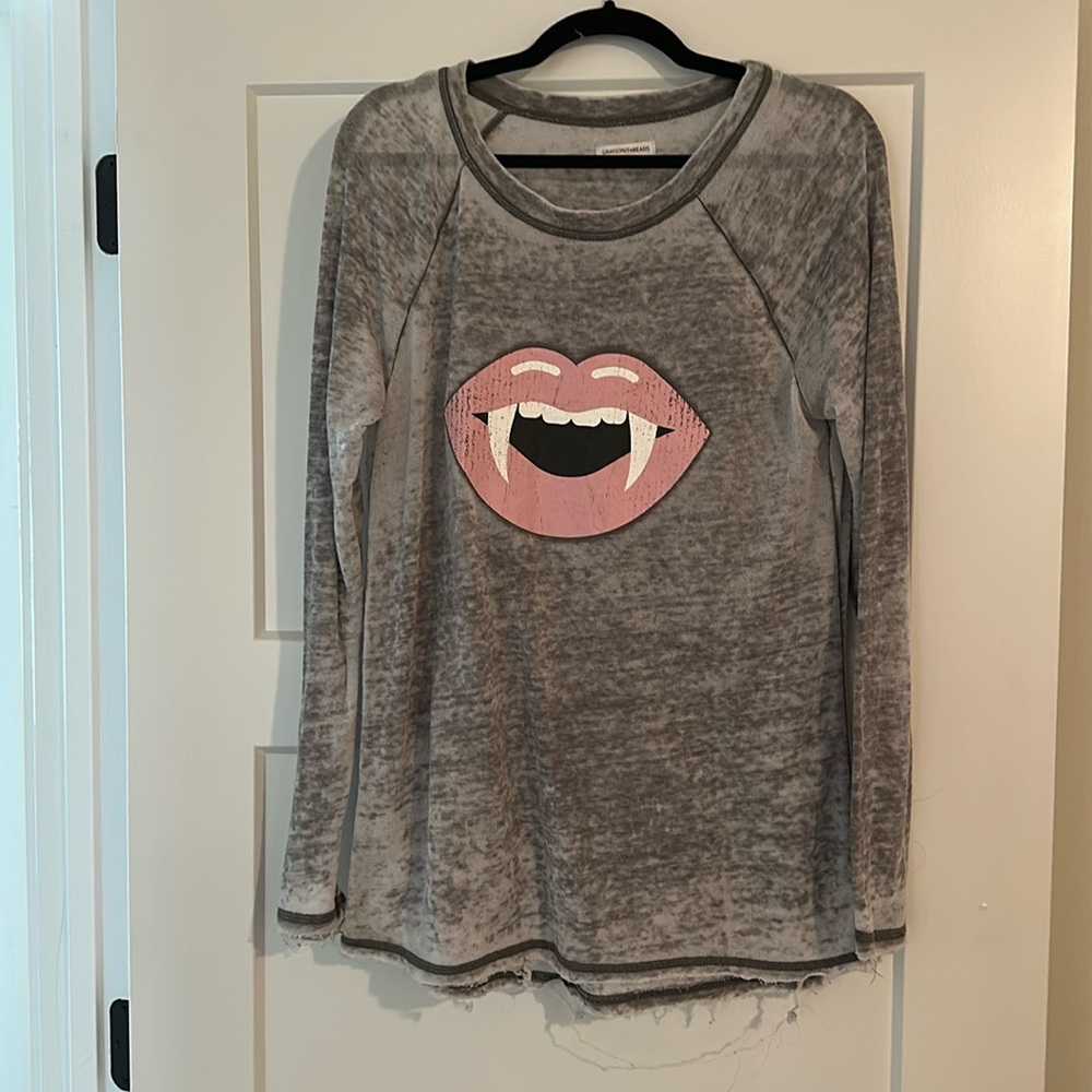 Women’s long sleeve shirt